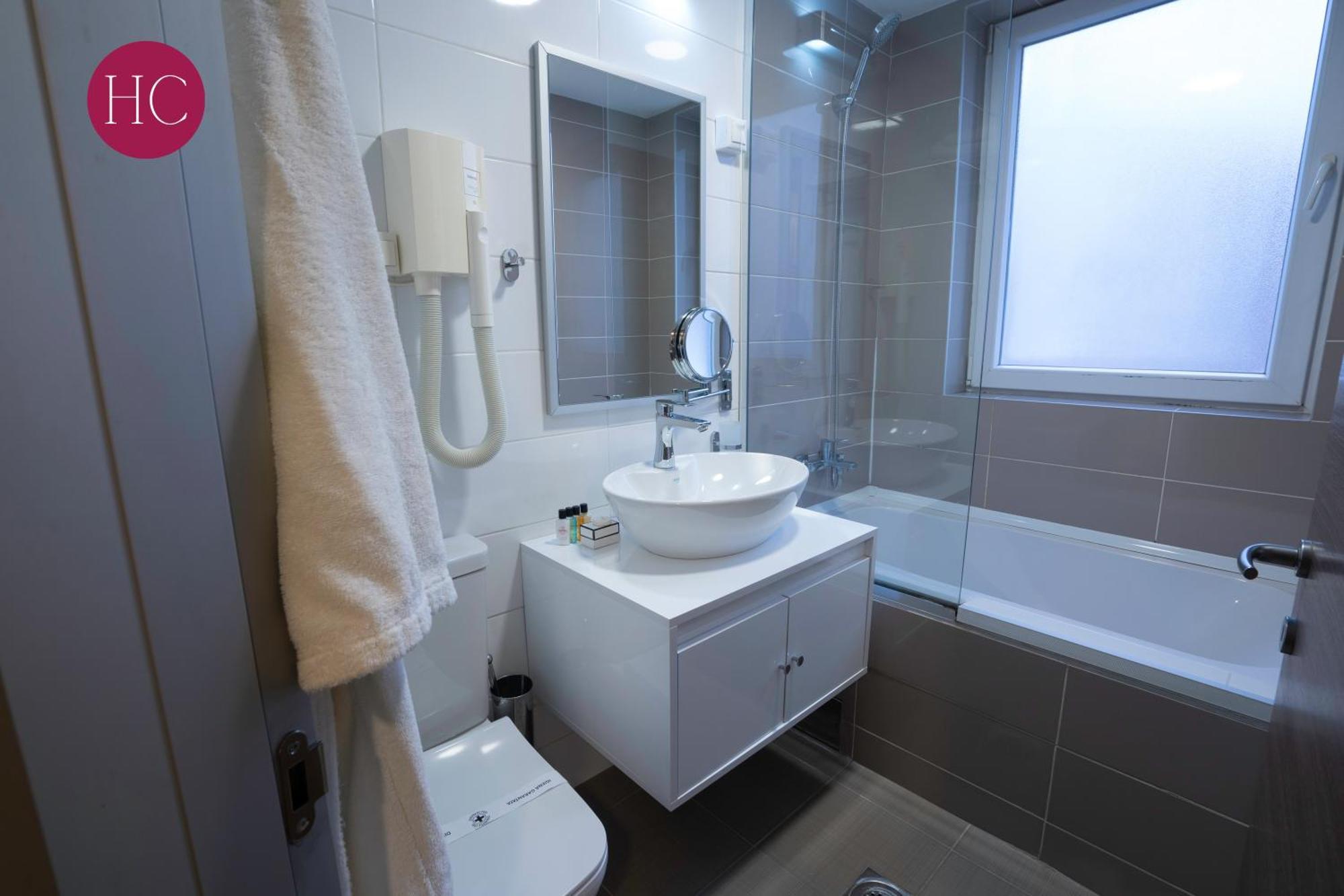 Central Hotel, Fitness And Spa Vinica Eksteriør bilde