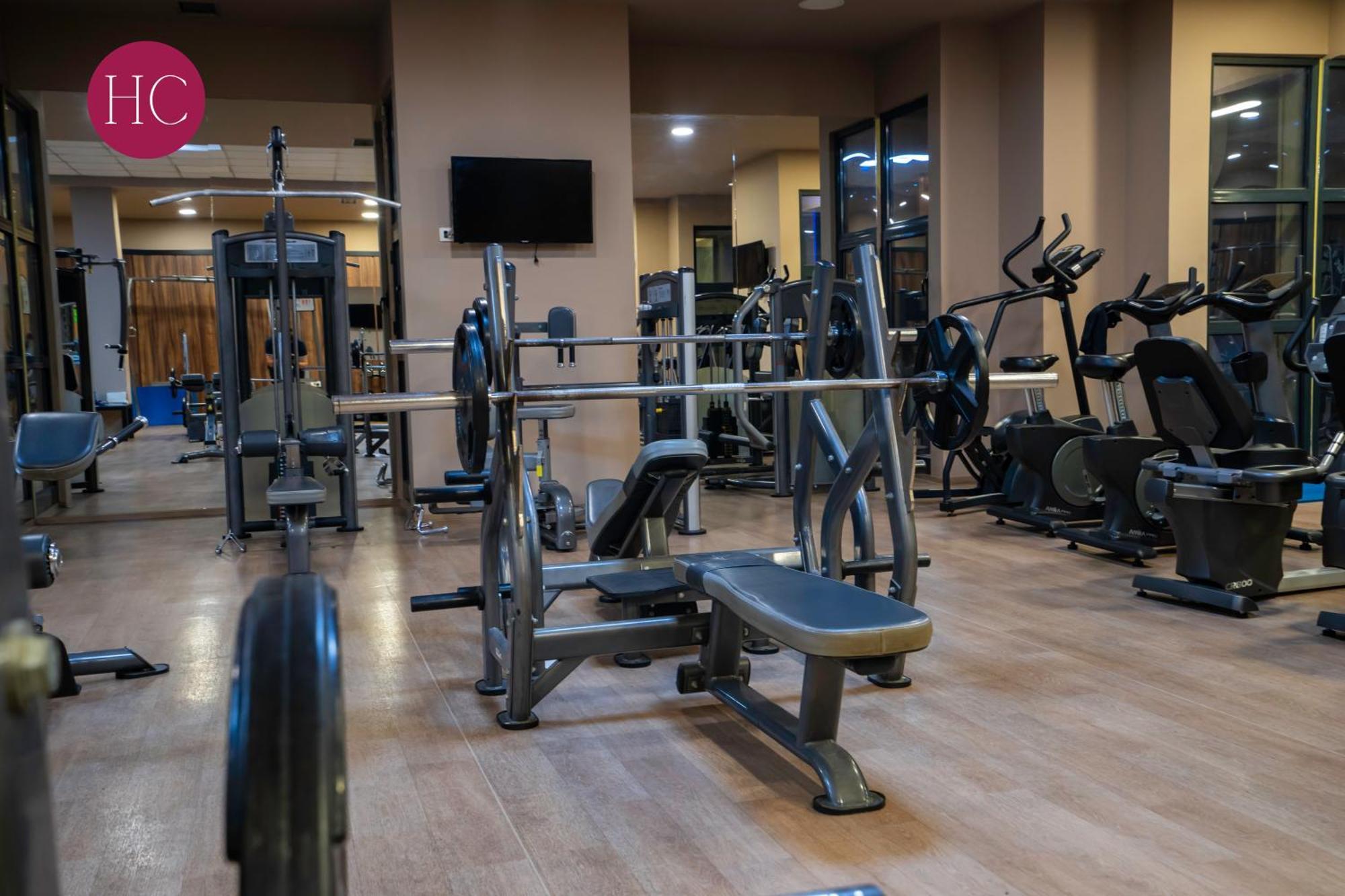 Central Hotel, Fitness And Spa Vinica Eksteriør bilde